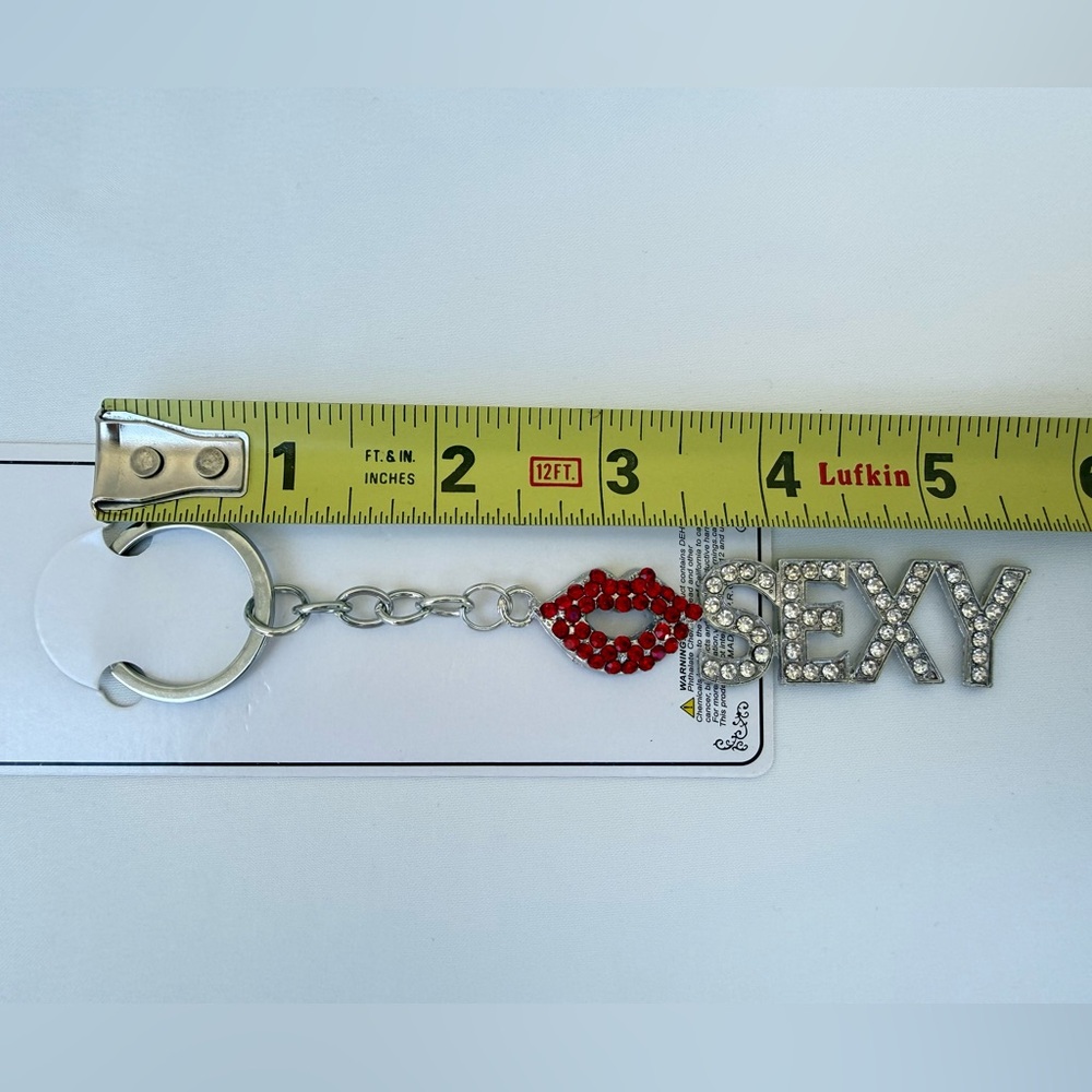 Rhinestone 'SEXY' Keychain with Red Lip Charm - Picture 3 of 5